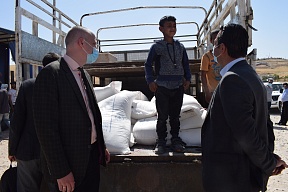Russia funded humanitarian aid distributed among Palestinians