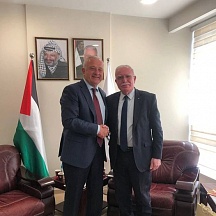 حول لقاء مع وزير الخارجية والمغتربين لدولة فلسطين الدكتور رياض المالكي